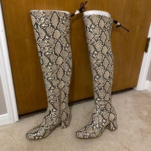 Gianni Bini Snake Boots